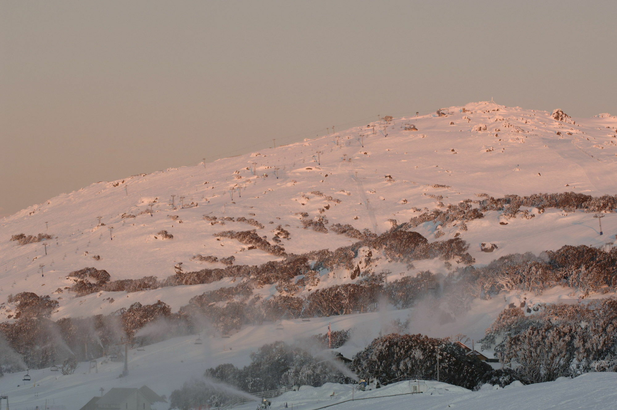 The Perisher Valley Hotel Екстериор снимка